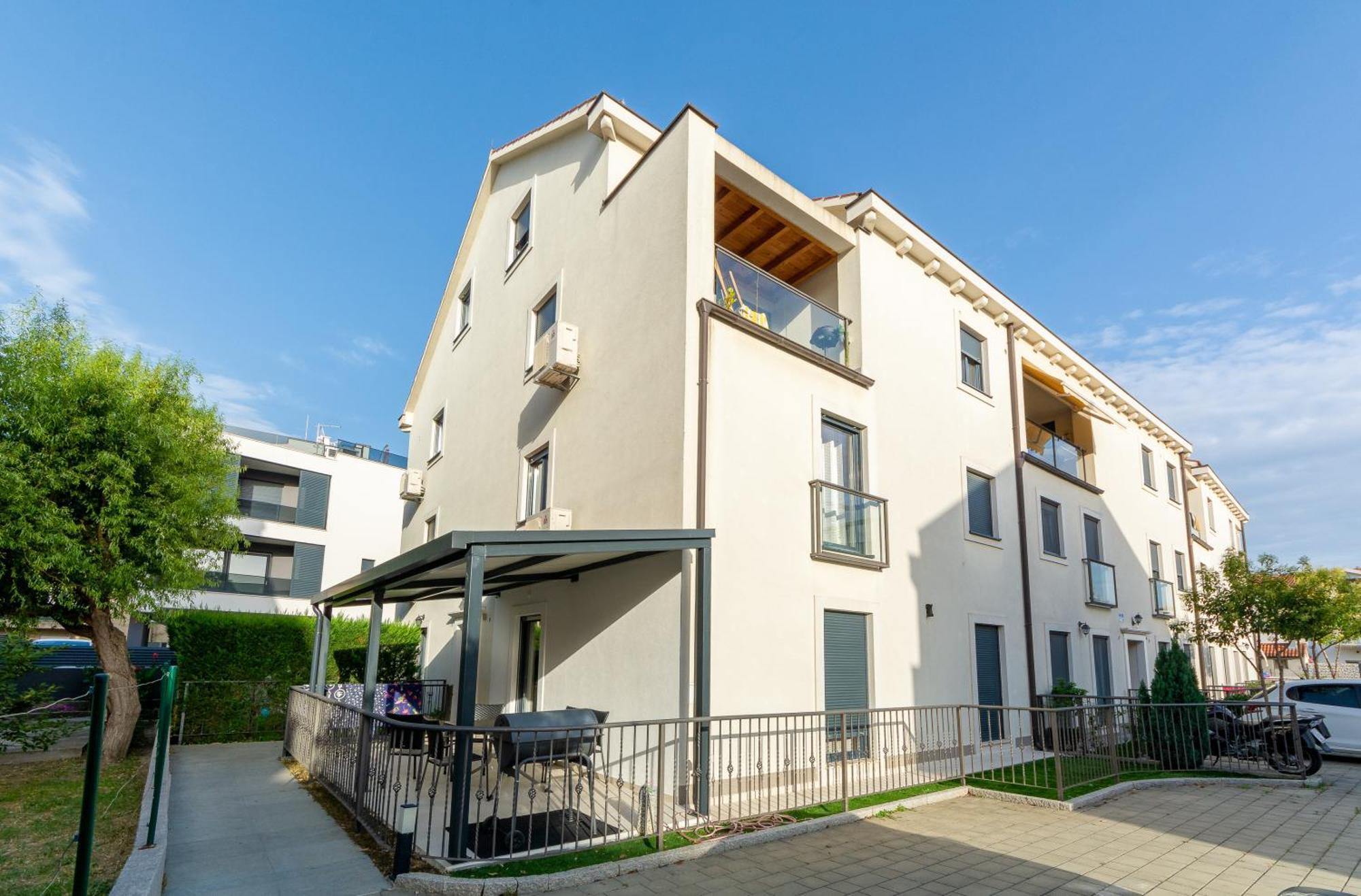 Marisol Apartment Podstrana Exterior photo